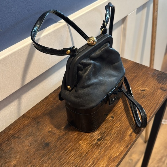 Vintage 80’s Diamicci black crossbody black with two compartments - Picture 2 of 11